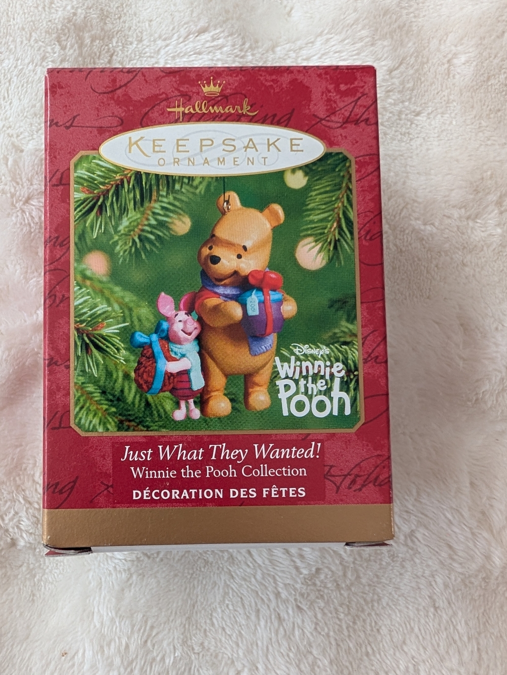 2001 Hallmark Keepsake Winnie the Pooh Piglet Just What They Wanted Ornament